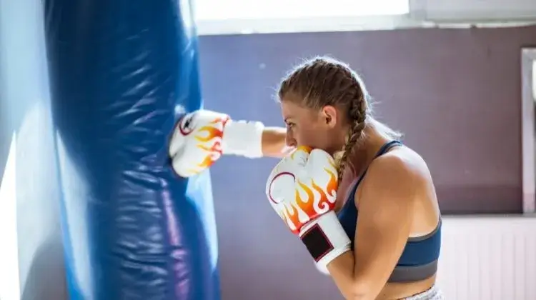 How Often Should You Practice Kickboxing for Optimal Results Without Overtraining or Risking Injury Yourself 